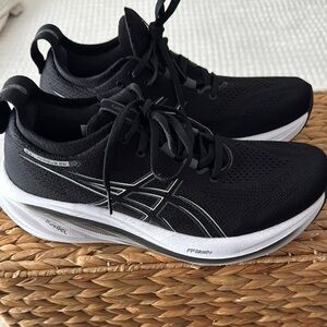 Asics Gel Nimbus 26 Women’s running shoes